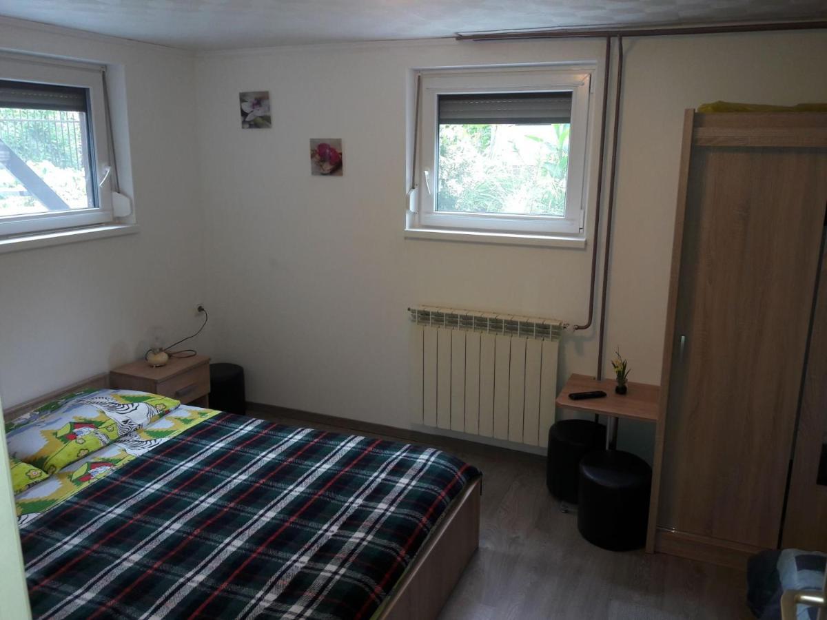 Apartments Rozi Бовец Экстерьер фото